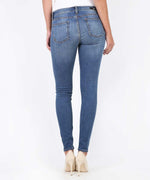 Mia Slim Fit Skinny, Short Inseam Exclusive (Promising Wash) Hover Image